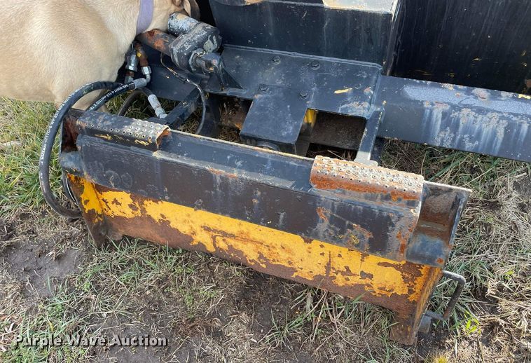 image for item JC9951 1994 Thomas T133S  skid steer loader