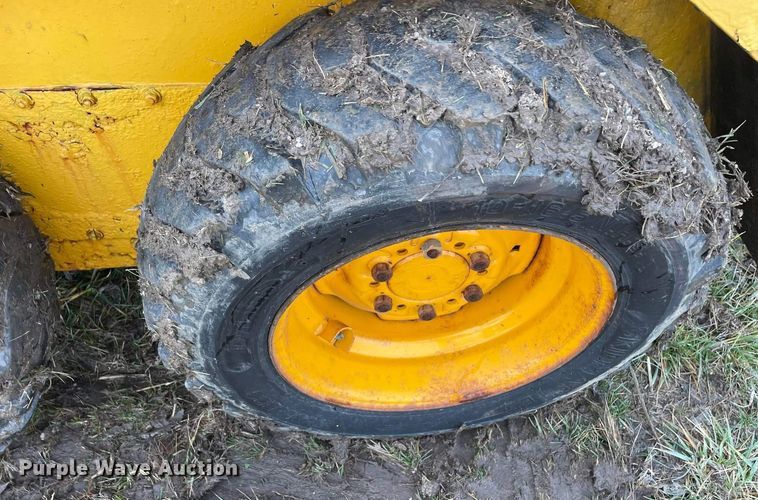 image for item JC9951 1994 Thomas T133S  skid steer loader