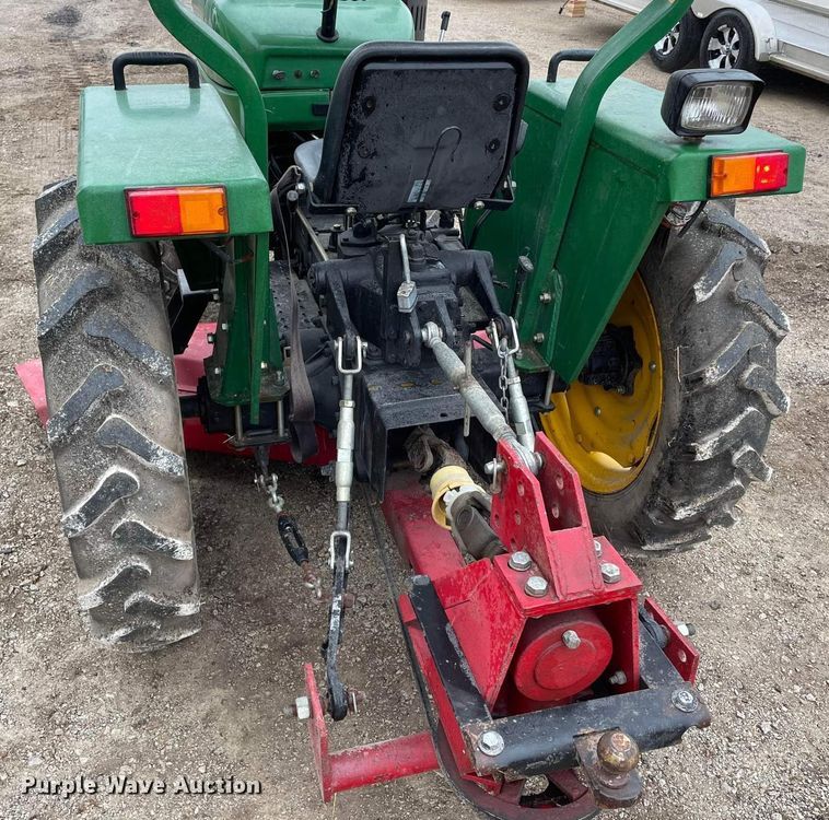 image for item JC9952 Jinma 204  MFWD tractor