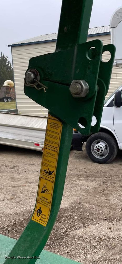 image for item JC9952 Jinma 204  MFWD tractor