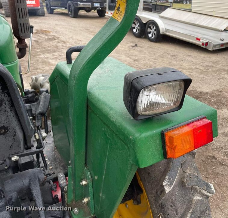 image for item JC9952 Jinma 204  MFWD tractor