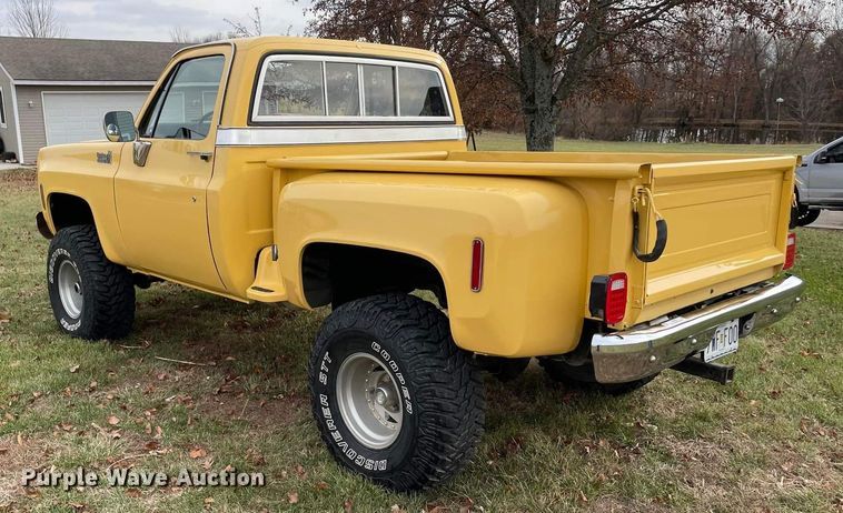 image for item JC9953 1977 Chevrolet K10  pickup truck