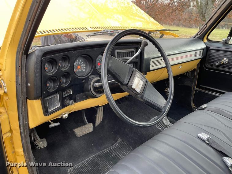 image for item JC9953 1977 Chevrolet K10  pickup truck