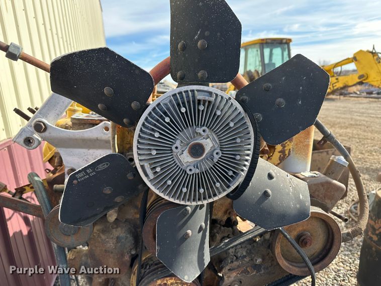 image for item JD9670 Caterpillar 3208  eight cylinder diesel engine