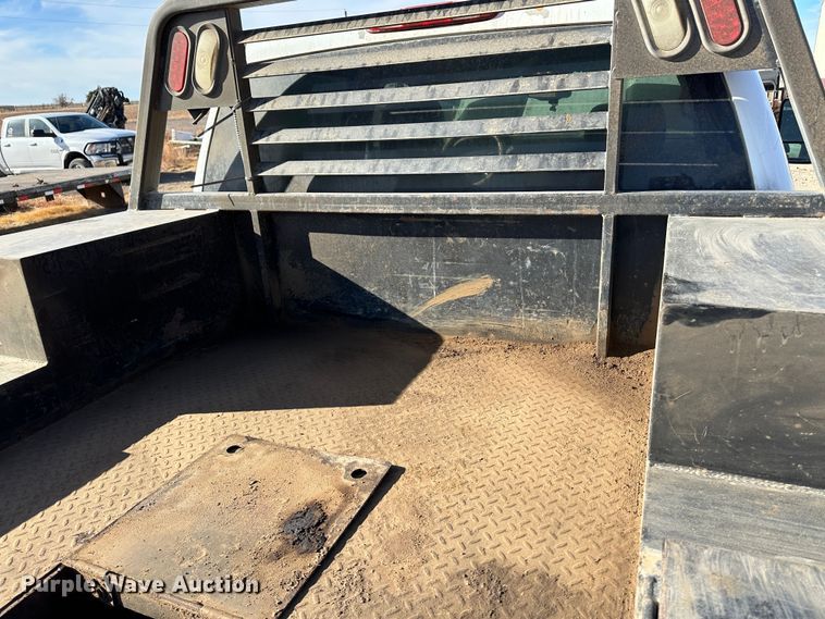 image for item JD9674 2013 Chevrolet Silverado 2500HD  Crew Cab flatbed truck