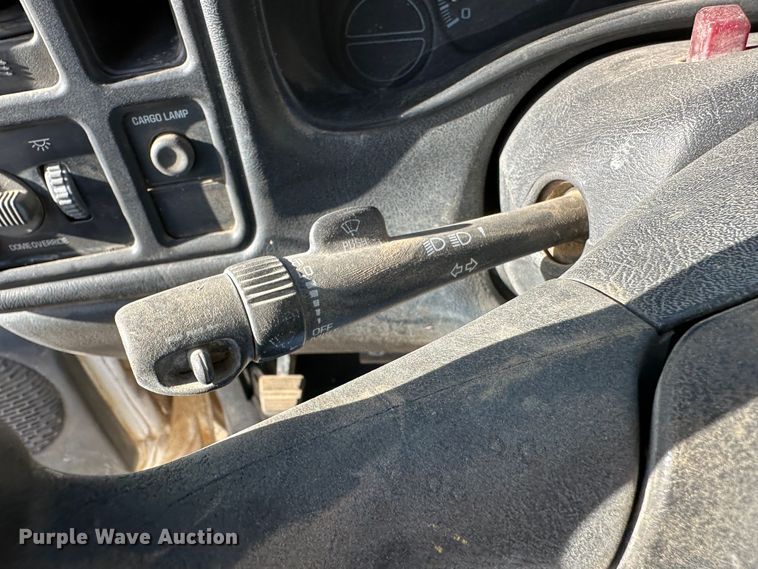 image for item JD9677 1999 Chevrolet Silverado 1500  Ext. Cab pickup truck