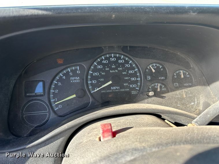 image for item JD9677 1999 Chevrolet Silverado 1500  Ext. Cab pickup truck