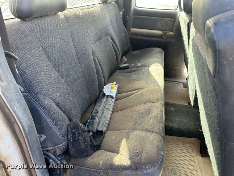 image for item JD9677 1999 Chevrolet Silverado 1500  Ext. Cab pickup truck