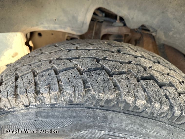 image for item JD9677 1999 Chevrolet Silverado 1500  Ext. Cab pickup truck