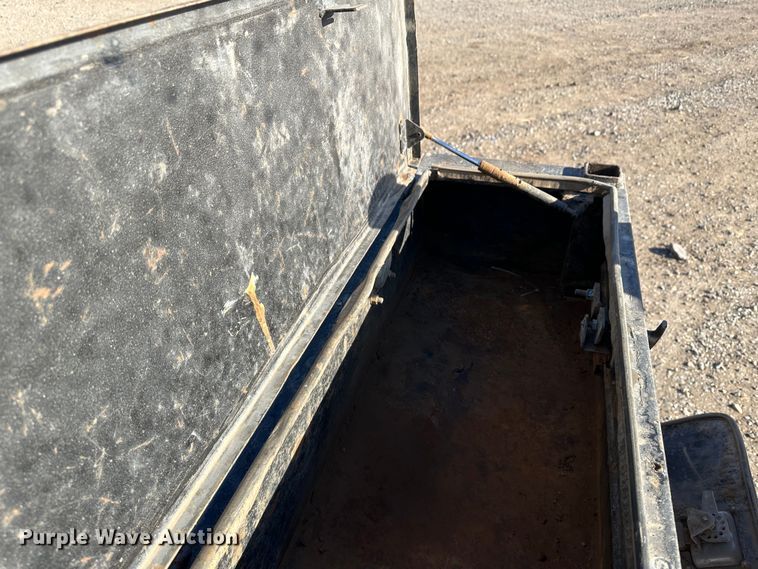 image for item JD9678 2013 Chevrolet Silverado 2500HD  Crew Cab flatbed truck