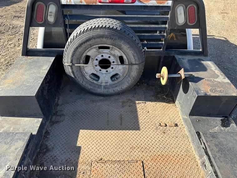 image for item JD9678 2013 Chevrolet Silverado 2500HD  Crew Cab flatbed truck