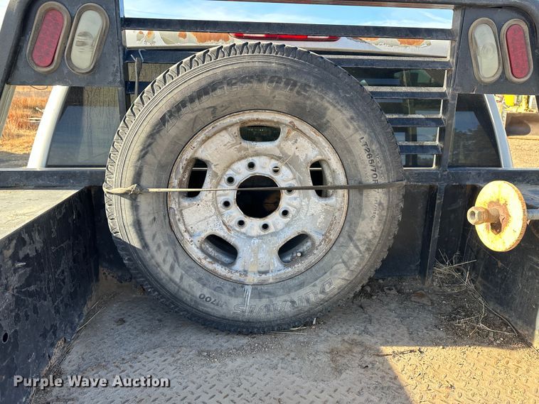 image for item JD9678 2013 Chevrolet Silverado 2500HD  Crew Cab flatbed truck