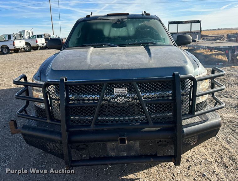 image for item JD9679 2008 Chevrolet Silverado 2500HD  Crew Cab pickup truck