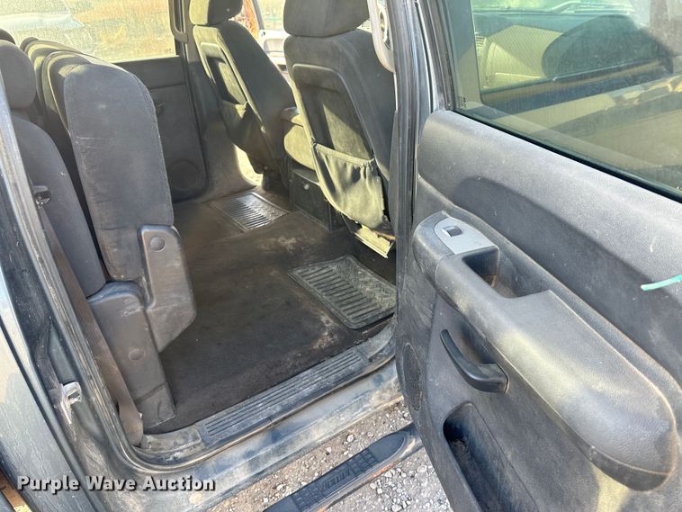 image for item JD9679 2008 Chevrolet Silverado 2500HD  Crew Cab pickup truck