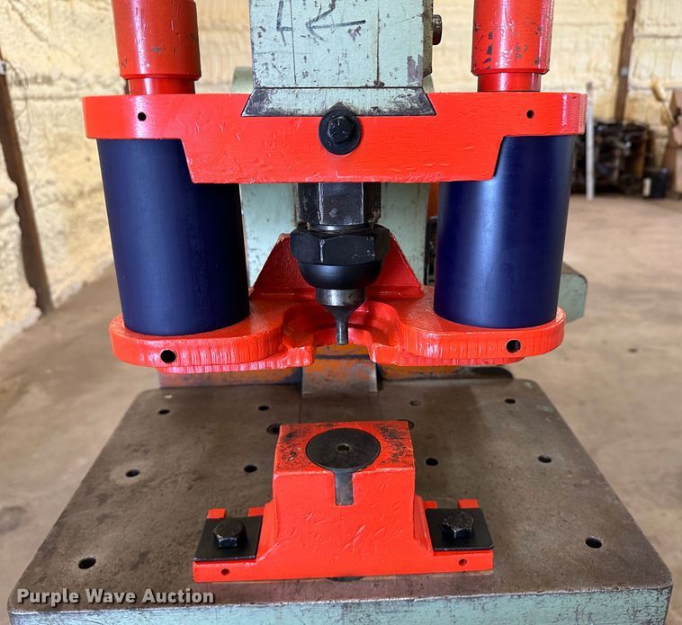 image for item JD9715 Piranha P90  iron worker