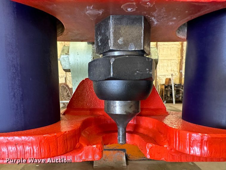 image for item JD9715 Piranha P90  iron worker