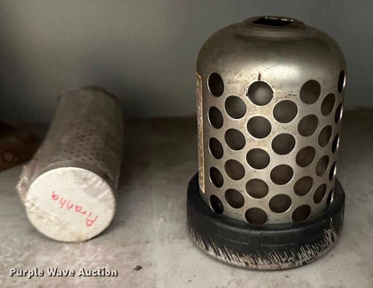 image for item JD9715 Piranha P90  iron worker