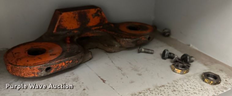 image for item JD9715 Piranha P90  iron worker