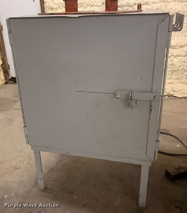 image for item JD9715 Piranha P90  iron worker