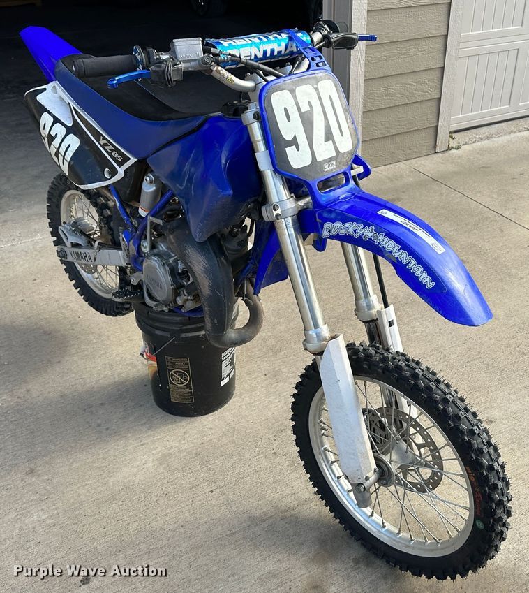 image for item JD9727 2003 Yamaha YZ85  motorcycle