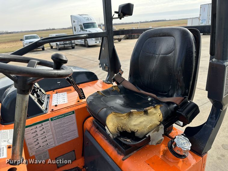 image for item JD9731 2011 Moffett M55  forklift