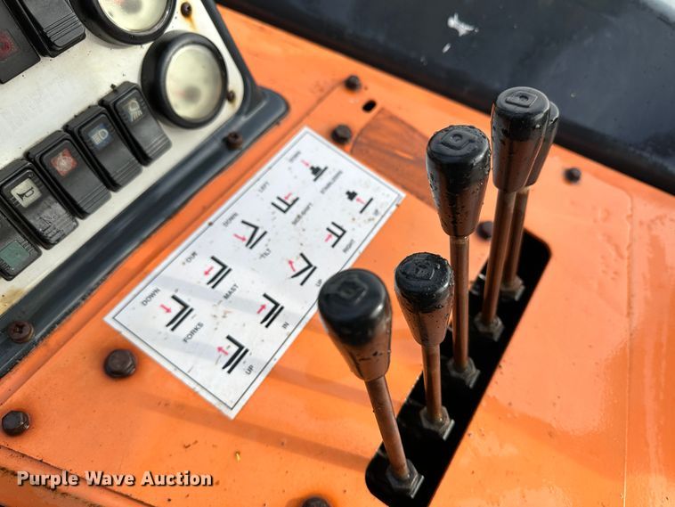 image for item JD9731 2011 Moffett M55  forklift