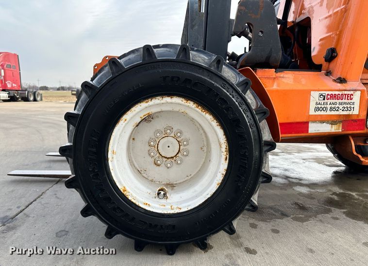 image for item JD9731 2011 Moffett M55  forklift