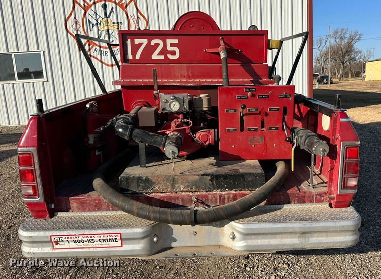 image for item JD9739 1985 Dodge W350  brush fire truck