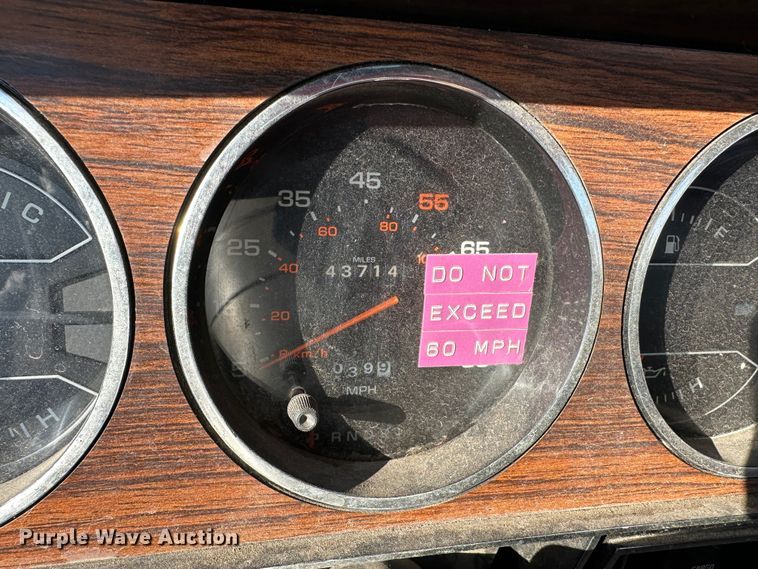 image for item JD9739 1985 Dodge W350  brush fire truck