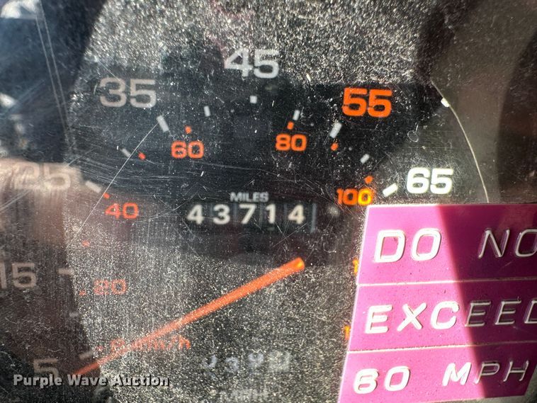 image for item JD9739 1985 Dodge W350  brush fire truck