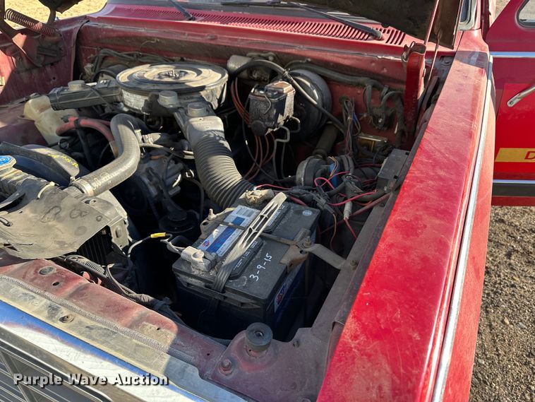 image for item JD9739 1985 Dodge W350  brush fire truck