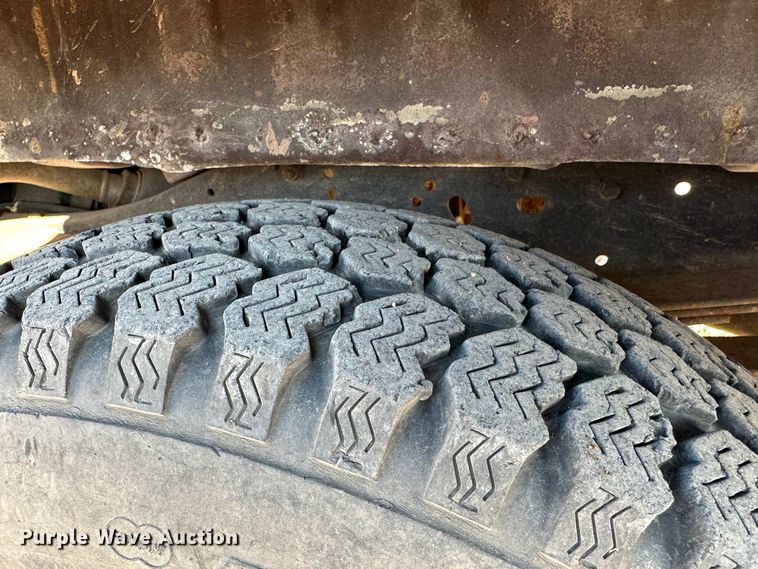 image for item JD9739 1985 Dodge W350  brush fire truck