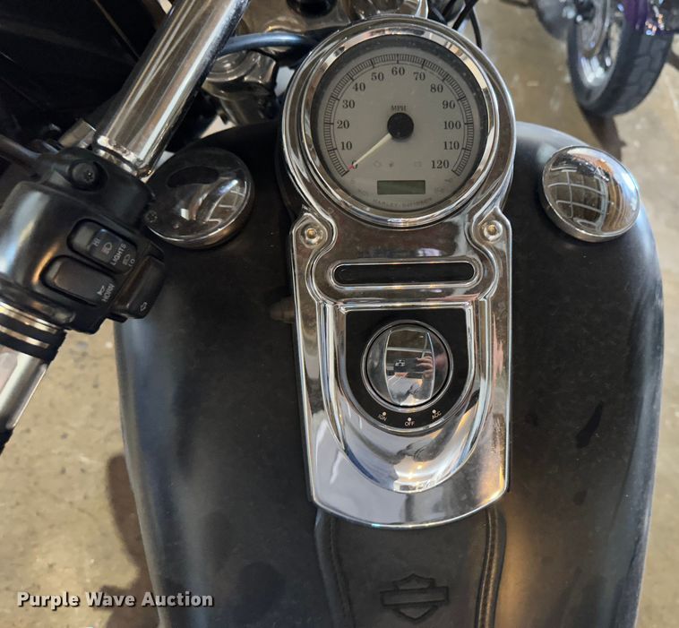 image for item JD9763 2010 Harley Davidson Dyna Fat Bob  motorcycle