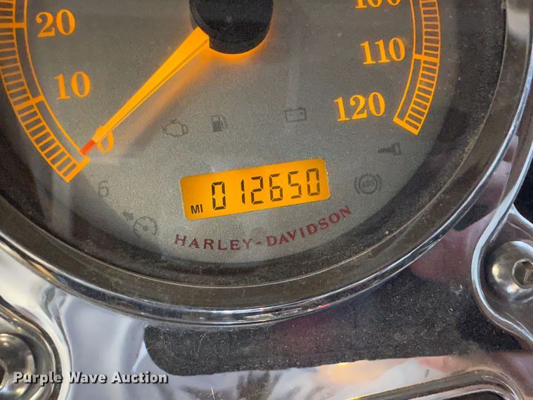 image for item JD9763 2010 Harley Davidson Dyna Fat Bob  motorcycle