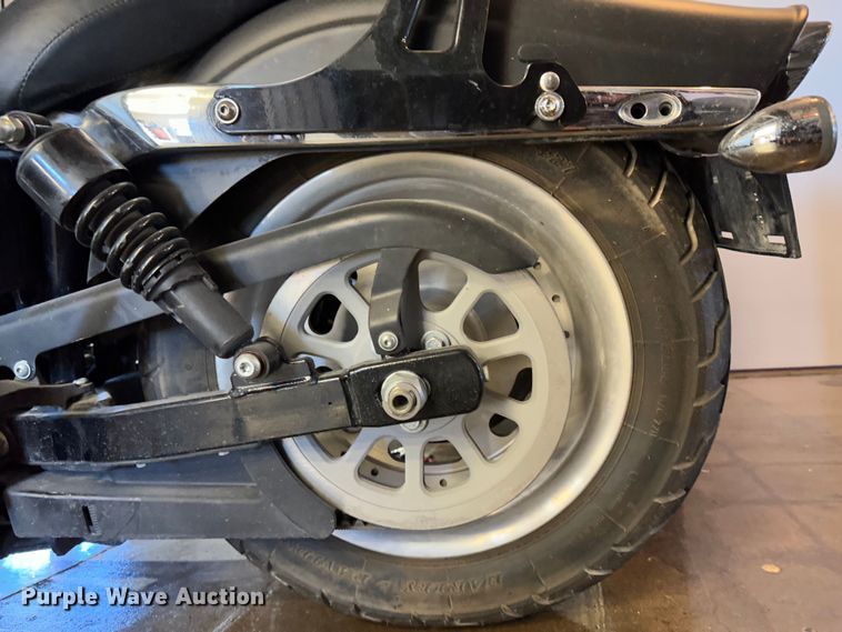 image for item JD9763 2010 Harley Davidson Dyna Fat Bob  motorcycle