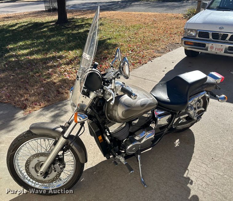 image for item JD9771 2006 Honda Shadow  motorcycle