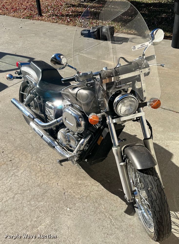 image for item JD9771 2006 Honda Shadow  motorcycle