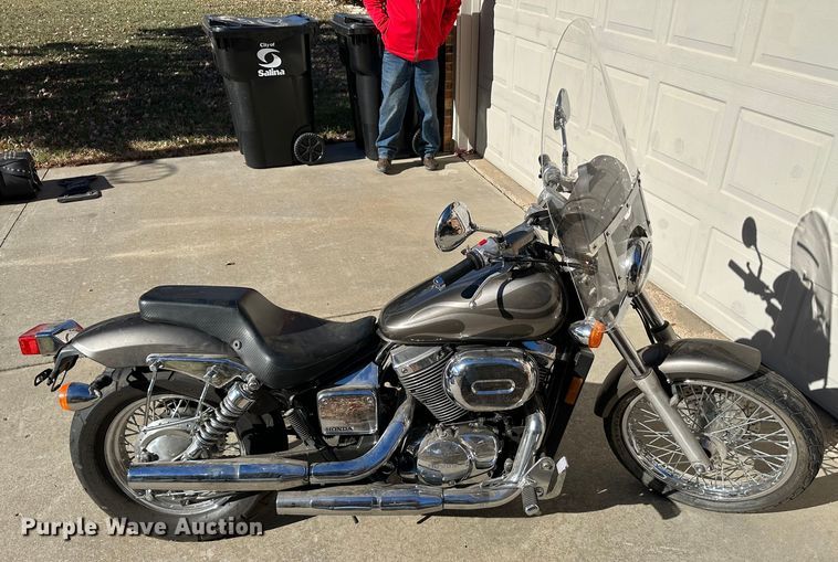 image for item JD9771 2006 Honda Shadow  motorcycle