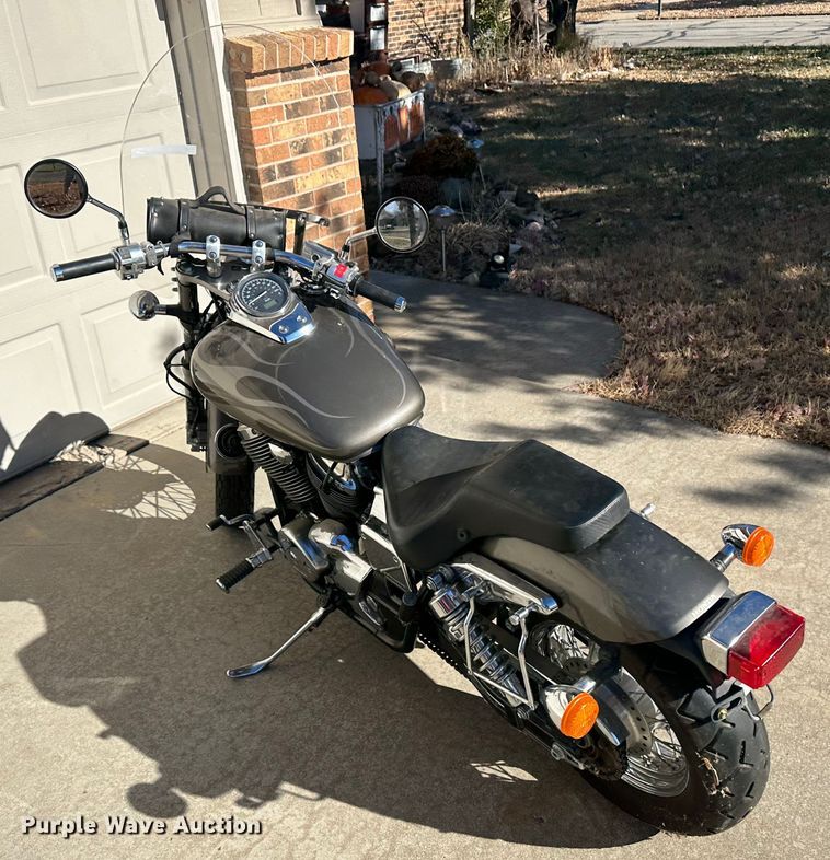 image for item JD9771 2006 Honda Shadow  motorcycle