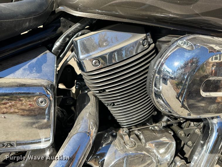 image for item JD9771 2006 Honda Shadow  motorcycle