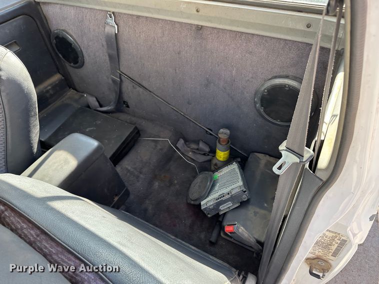 image for item JD9772 1997 Nissan  pickup truck