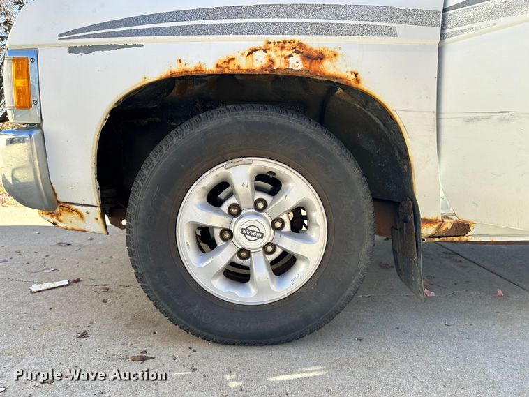 image for item JD9772 1997 Nissan  pickup truck