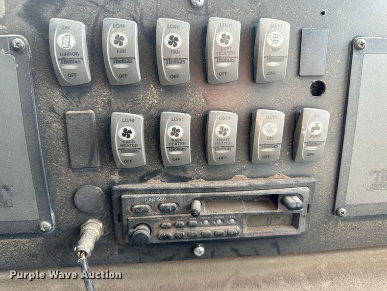 image for item JD9775 1999 Freightliner Thomas Built  school bus