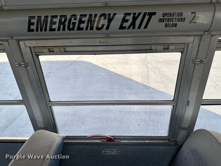 image for item JD9775 1999 Freightliner Thomas Built  school bus