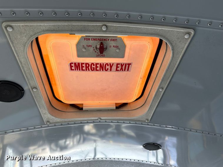 image for item JD9775 1999 Freightliner Thomas Built  school bus