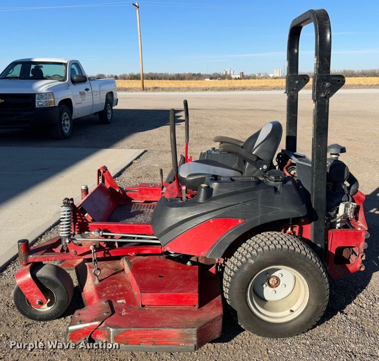 image for item JD9776 Ferris ISE 3100  ZTR lawn mower