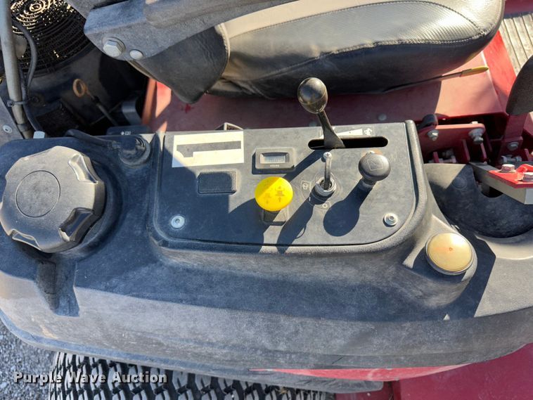 image for item JD9776 Ferris ISE 3100  ZTR lawn mower