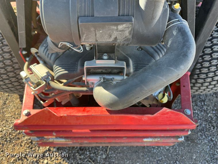 image for item JD9776 Ferris ISE 3100  ZTR lawn mower