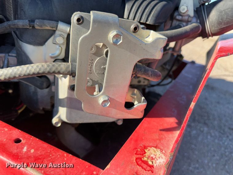 image for item JD9776 Ferris ISE 3100  ZTR lawn mower