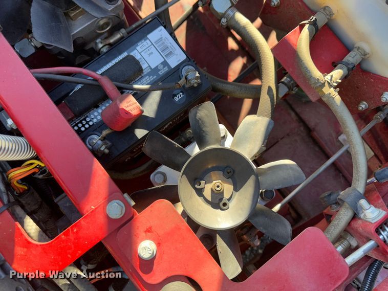 image for item JD9776 Ferris ISE 3100  ZTR lawn mower